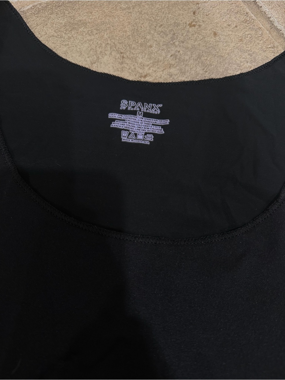 SPANX Black Scoop Neck Shaping Tank - Picture 2 of 3